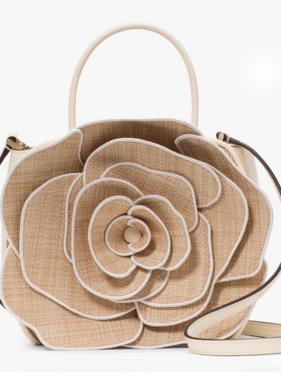 kate spade Handbags - Kate Spade Flora 3D Straw Crossbody Bag